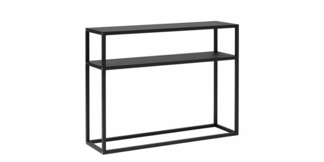 1 499 kronor. Sideboard.