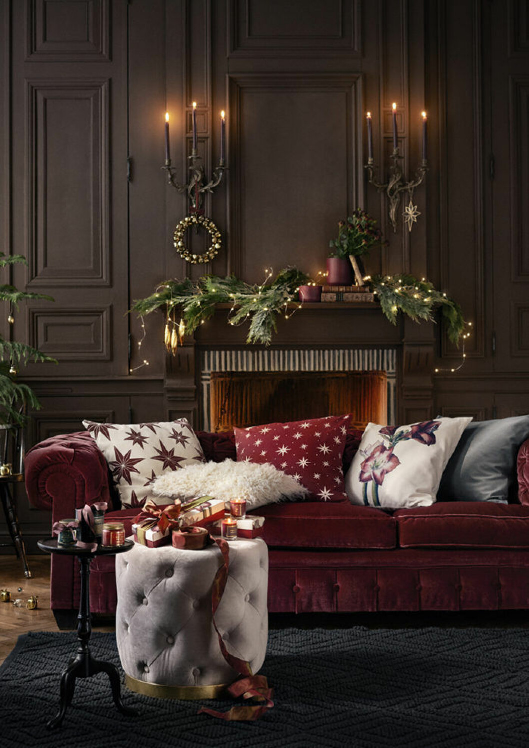 Foto: H&M Home Guld piggar upp de mörka färgerna.