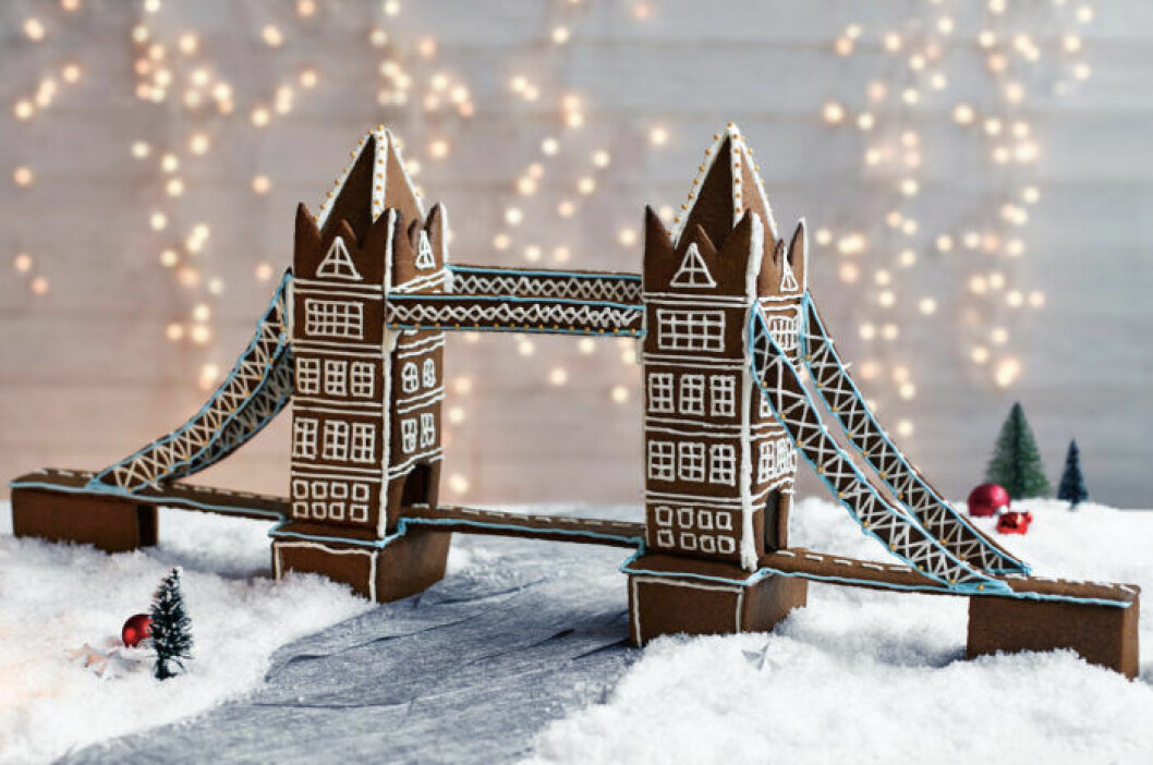 London Bridge i ätbart format. Foto via: <a href="https://realfood.tesco.com/recipes/gingerbread-tower-bridge.html" target="_blank" rel="noopener">Real food</a> London Bridge i ätbart format.