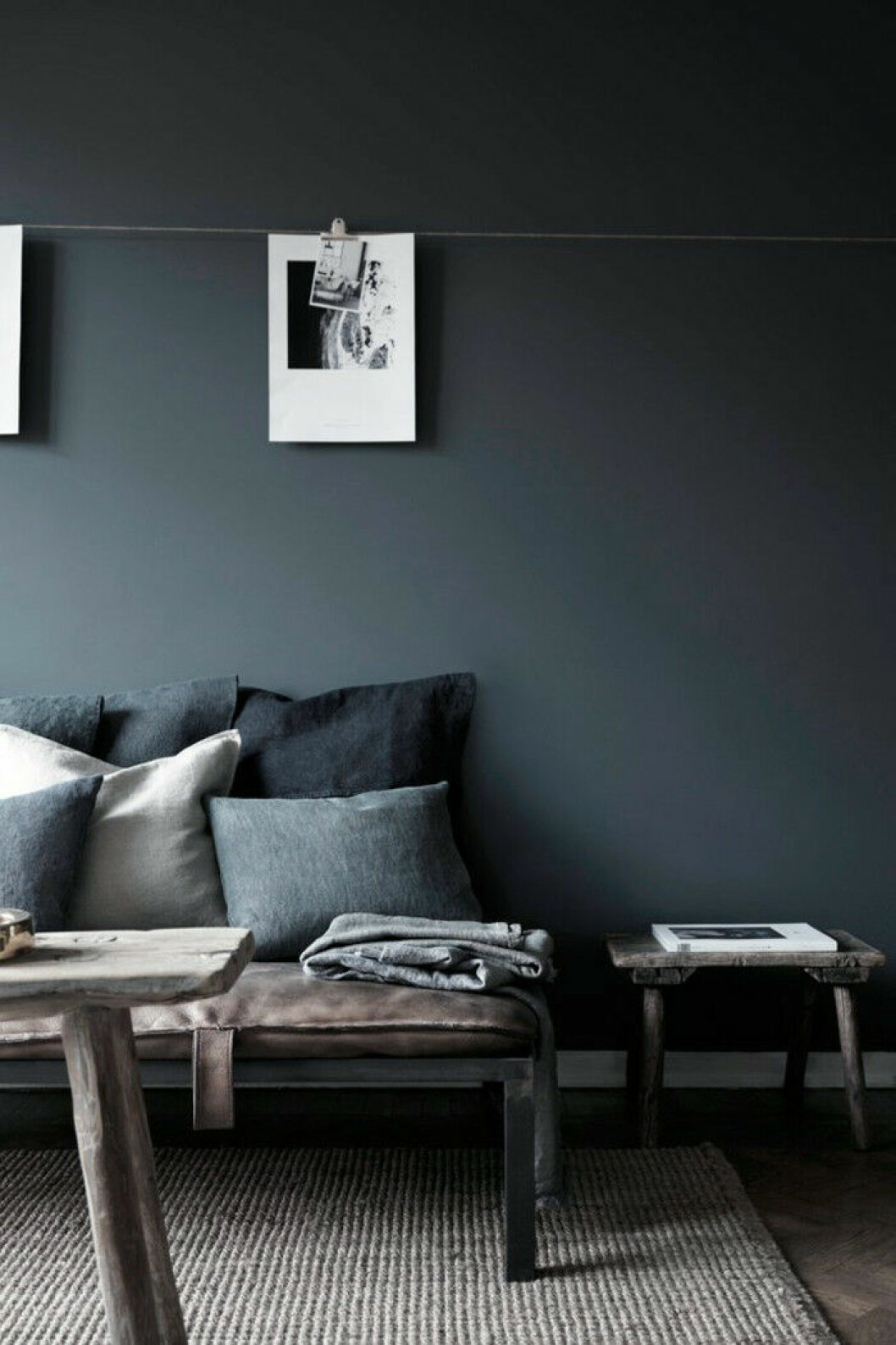 Via: <a href="http://1decor.net/wp-content/uploads/2015/08/Brown-living-room-design-with-ceiling-lighting.jpg" target="_blank" rel="noopener">1 Decor</a> 03. farg1