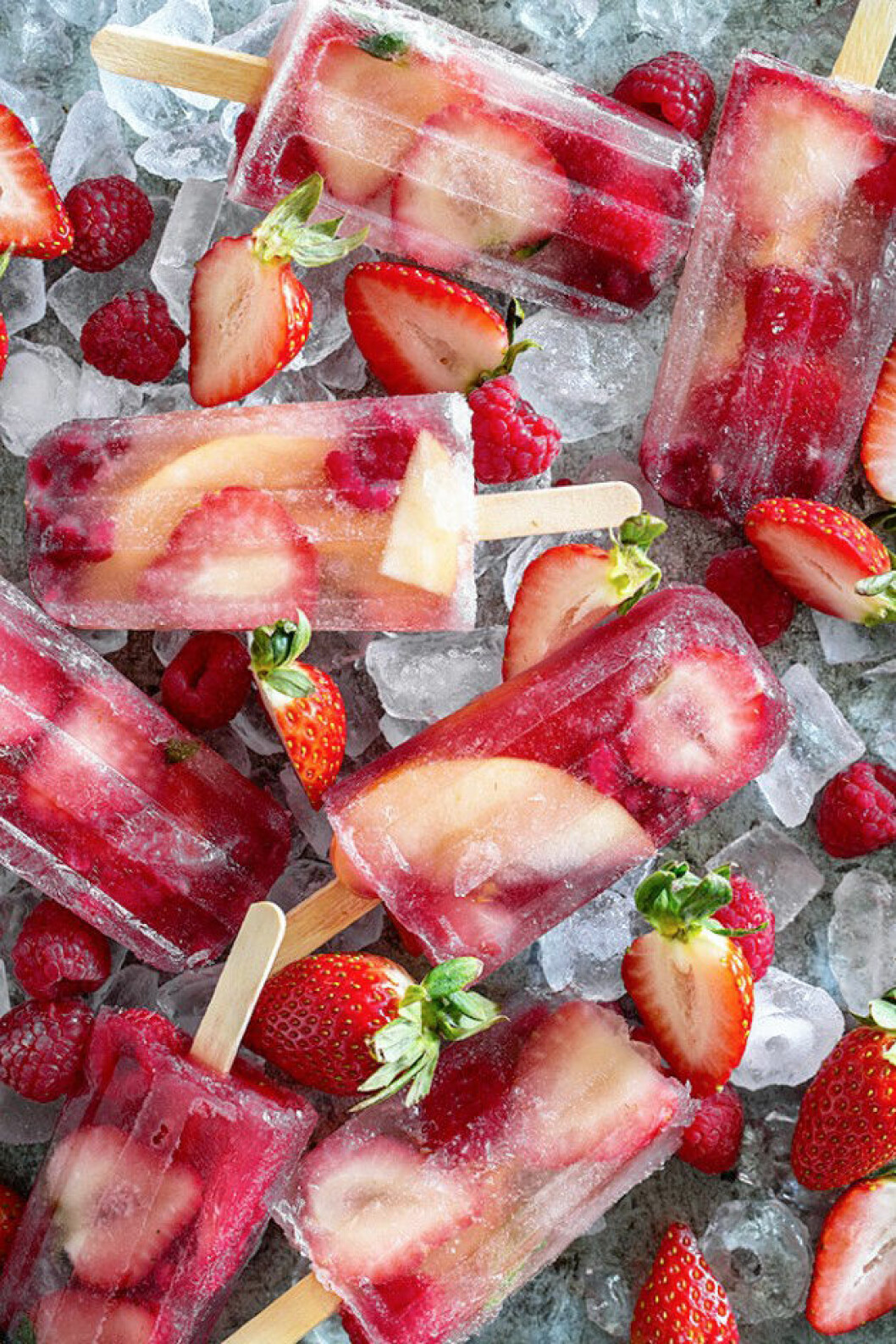 Foto: <a href="http://www.bakersroyale.com/champagne-popsicles/" target="_blank" rel="noopener">Bakers royale</a>
