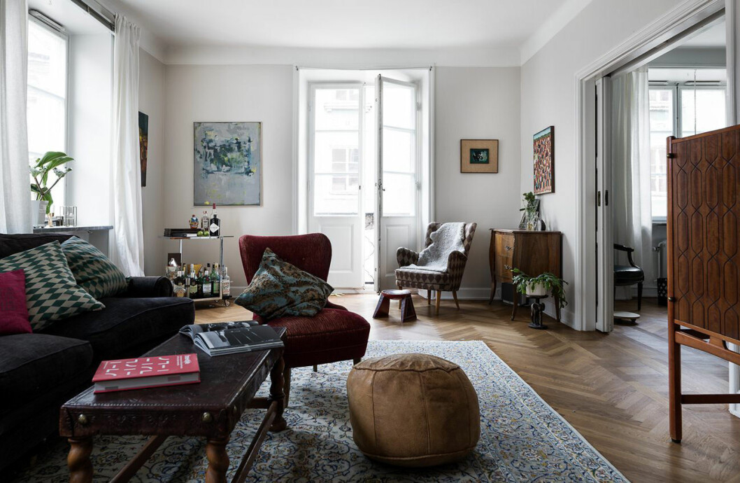 Foto: <a href="http://www.jspinnell.com/" target="_blank" rel="noopener">Johan Spinnell</a> Styling: <a href="http://www.copparstad.se/" target="_blank" rel="noopener">Åsa Copparstad</a> för <a href="http://historiskahem.se/" target="_blank" rel="noopener">Historiska hem</a>/Katarina Ljung Lägg till färgglada detaljer.