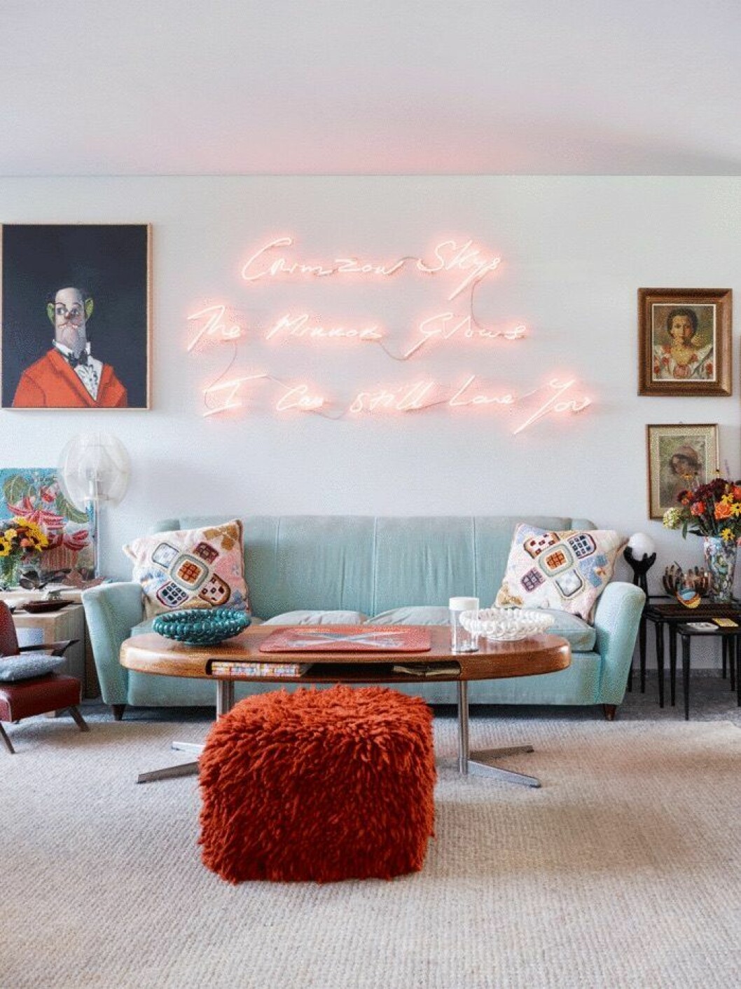 Foto: Fabrizio Cicconi/Living Inside Syns i: ”<a href="https://www.elle.se/decoration/missonis-monsterhem/" target="_blank" rel="noopener">Eklektisk lyx med en bohemisk touch hemma hos Angela Missoni</a>” Den eklektiska inredningsstilen passar lejonet.