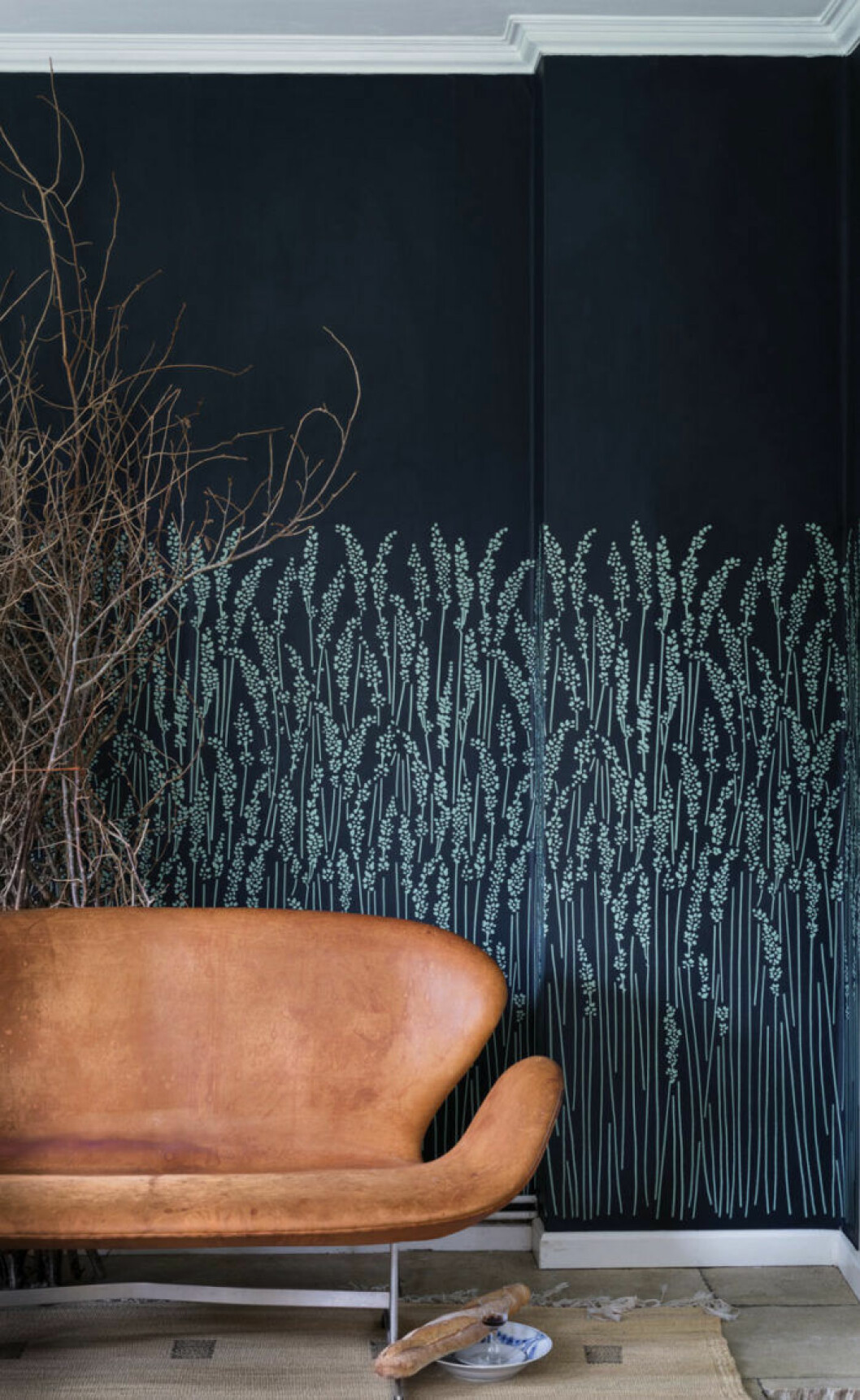 Foto: Farrow & Ball mörk tapet