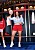 BOSS x Russell Athletic Ashley Graham i röda shorts och blå skjorta