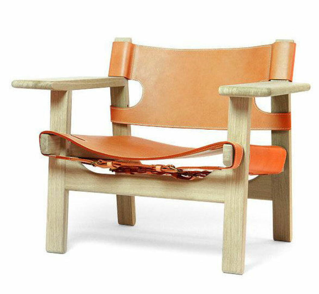 Foto: <a href="http://www.fredericia.com/" target="_blank" rel="noopener">Fredericia Furniture</a> Fredericias Spanish Chair i orange