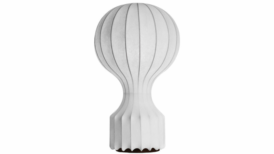 Gatto Cocoon från Flos, formgiven av Achille Castiglioni och Pier Giacomo. <a href="https://apprl.com/al/4LY4/" target="_blank" rel="noopener">Finns att köpa här</a>. Gatto Cocoon från Flos.