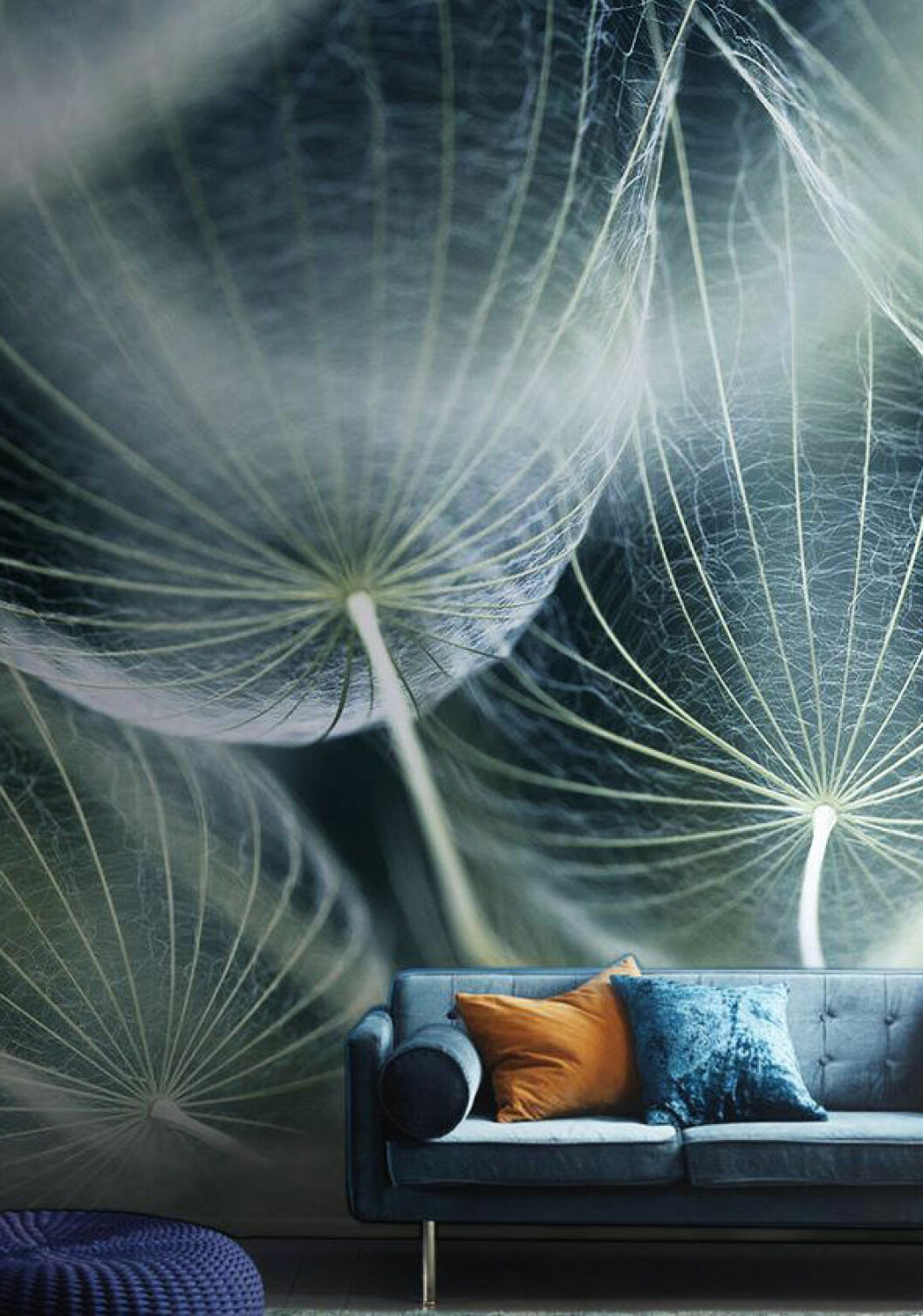 Foto via: <a href="http://centophobe.com/floating-dandelions-wall-mural/" target="_blank" rel="noopener">Centophobe</a> tapet maskros