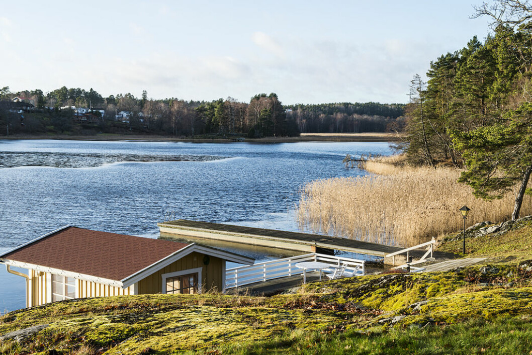 Ingarö, sjöläge. Villa Garbo till salu. 
