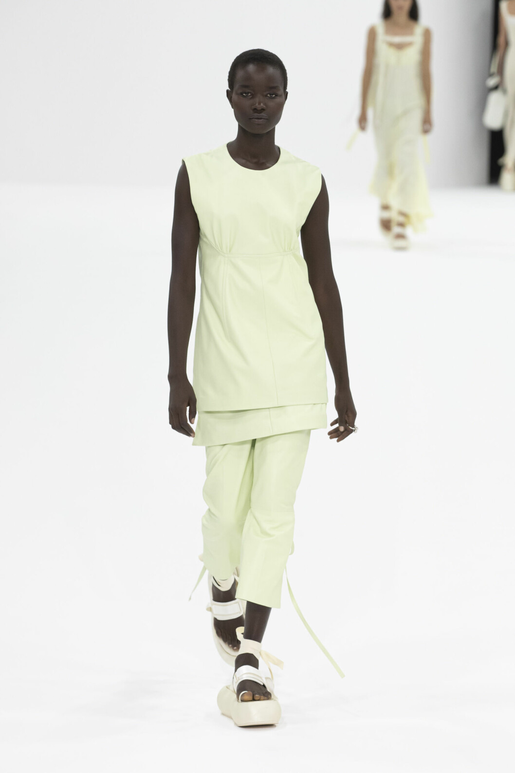 Mint pastell vårmode 2022