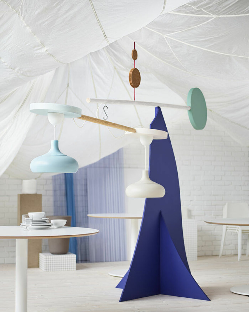 Takpendel, <em>Växjö</em>, 249 kronor/styck. Takpendel från Ikea.