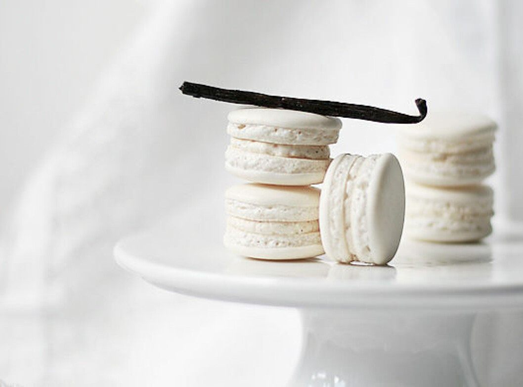 10. macarons