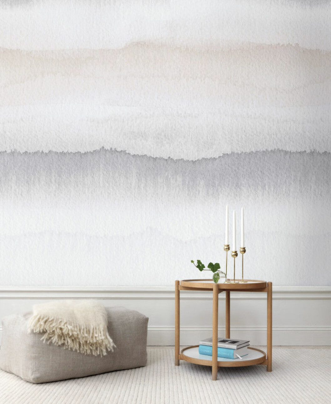 Foto: <a href="http://sandbergwallpaper.se/kollektioner/carl/" target="_blank" rel="noopener">Sandberg</a> akvarelltapet