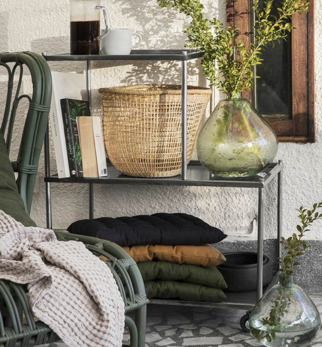 Vases on the balcony. 