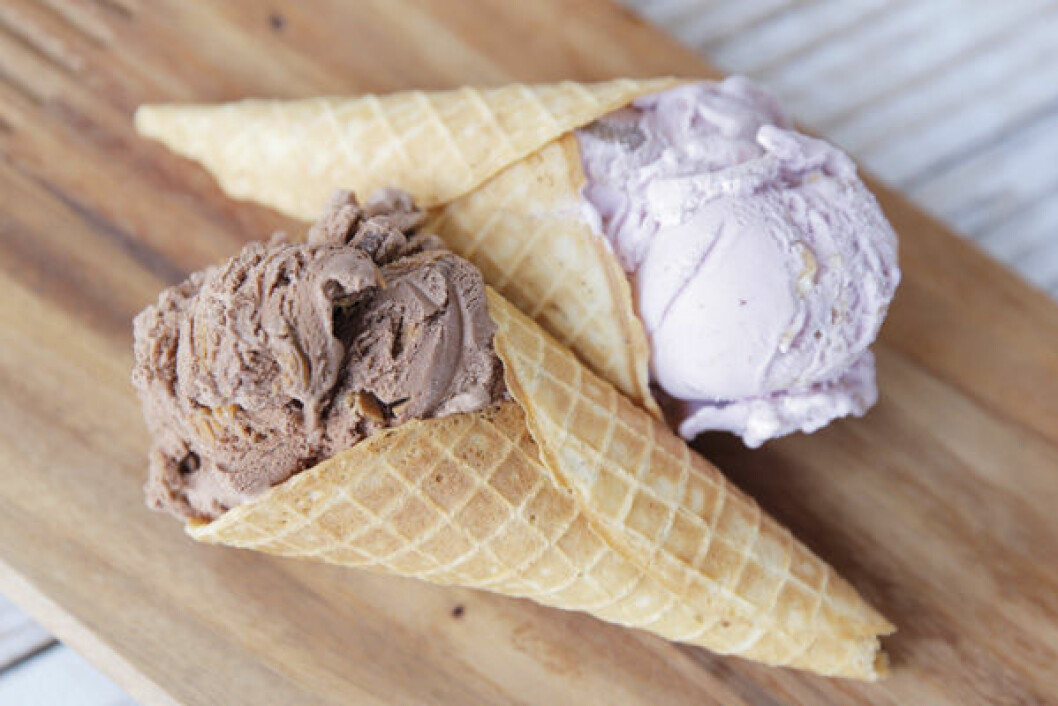 <em>Recept: <a href="http://ourbestbites.com/2014/07/homemade-waffle-cones/" target="_blank" rel="noopener">Our Best Bites</a></em> 11. ica-Cream-Cones