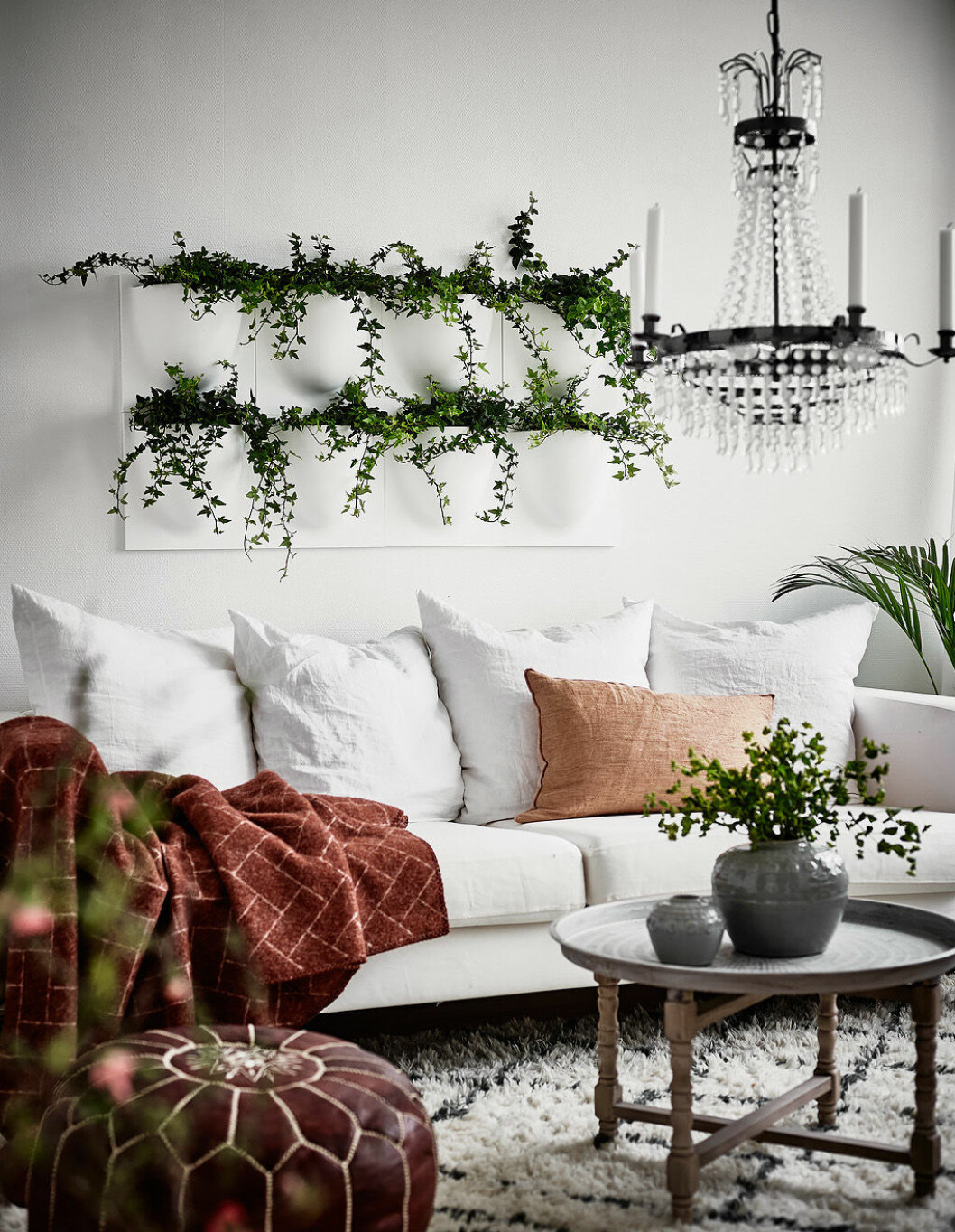 Foto: <a href="https://www.instagram.com/fotografanders/" target="_blank" rel="noopener">Anders Bergstedt</a> Styling: <a href="https://www.instagram.com/annafurbacken/" target="_blank" rel="noopener">Anna Furbacken</a> för <a href="https://www.instagram.com/entrancemakleri/" target="_blank" rel="noopener">Entrance mäkleri</a>/mäklare: Jessica Fridstedt Rostfärgat blir mer subtilt.