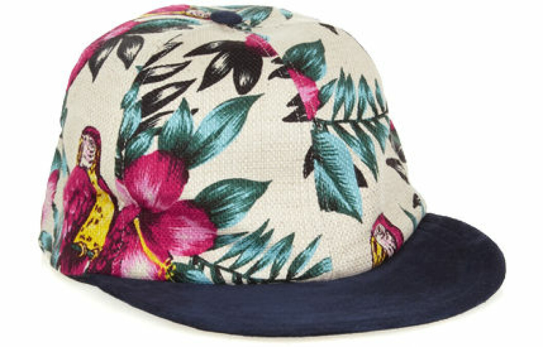 13. Keps, 1747 kr, Eugenia Kim Net-a-porter.com