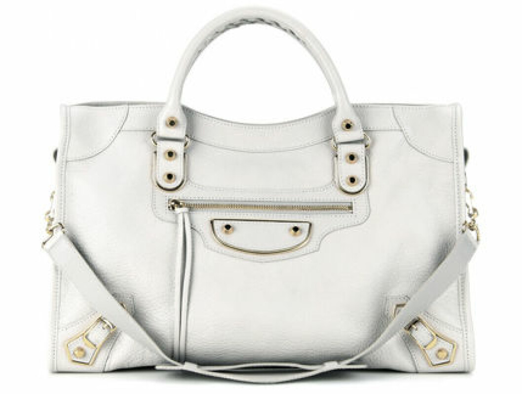 13. Väska, 13023 kr, Balenciaga Mytheresa.com
