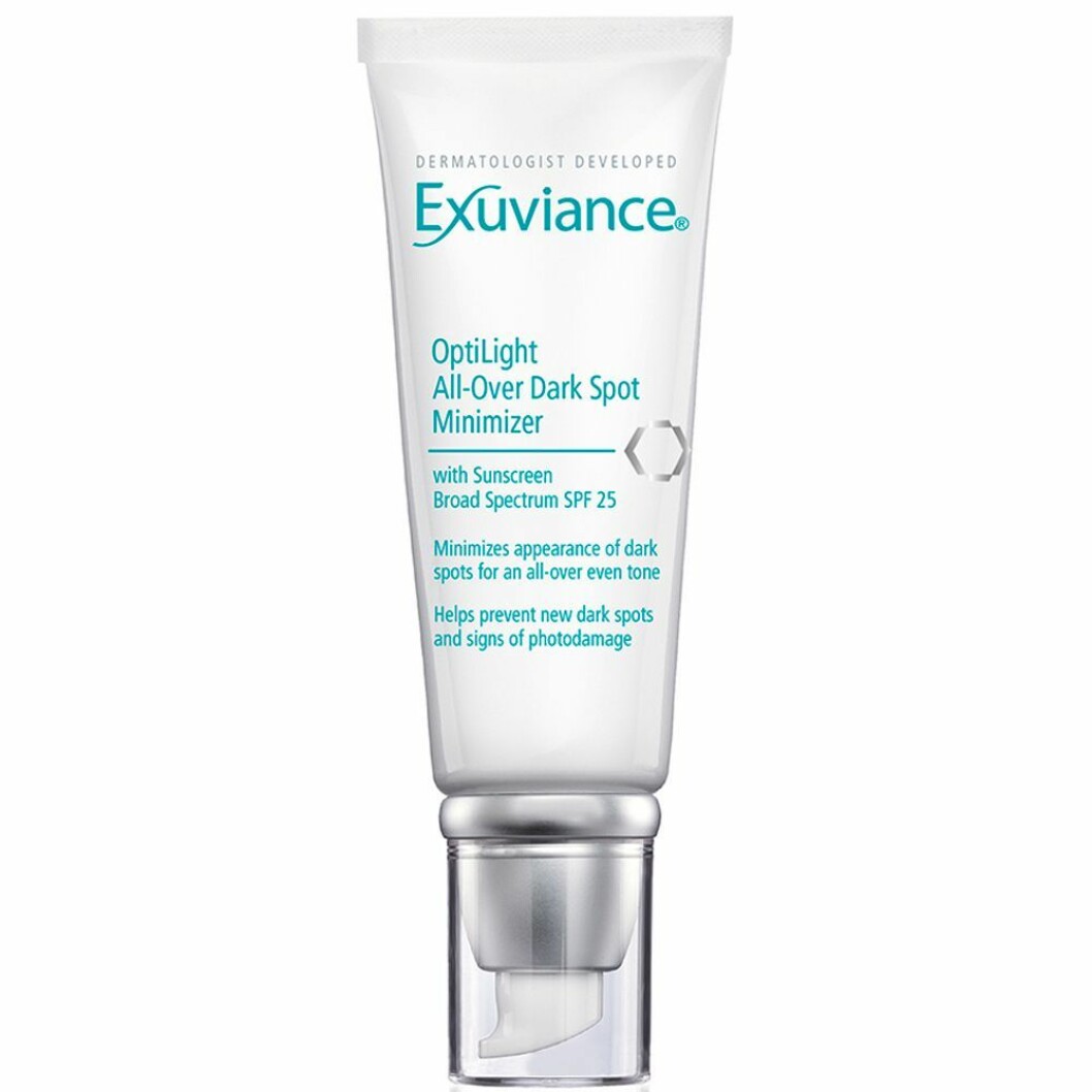 Optilight all-over dark spot minimizer från Exuviance.