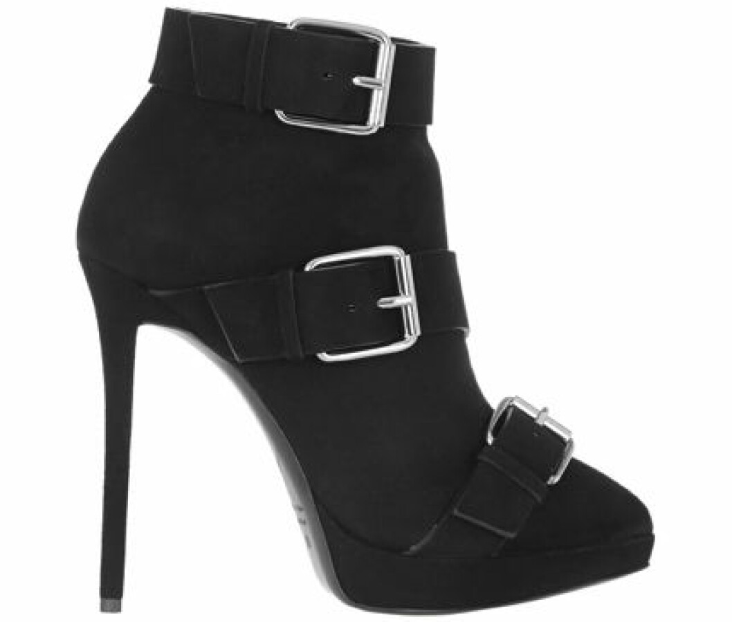 14. Stövlett, 8331 kr, Giuseppe Zanotti Net-a-porter.com
