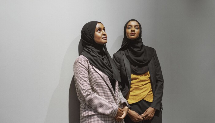 Deqa Abukar och Amal Said. Deqa Abukar och Amal Said ligger bakom Womenisa