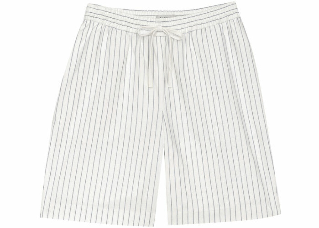 15. Shorts, 1800 kr, Toteme