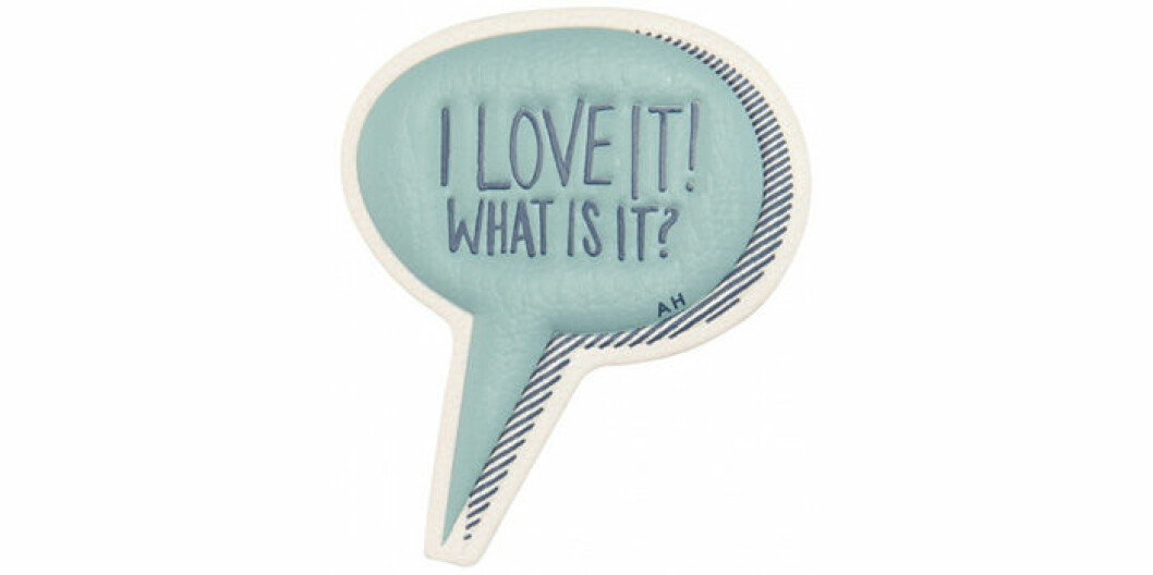 15. Sticker, 516 kr, Anya Hindmarch Mytheresa.com
