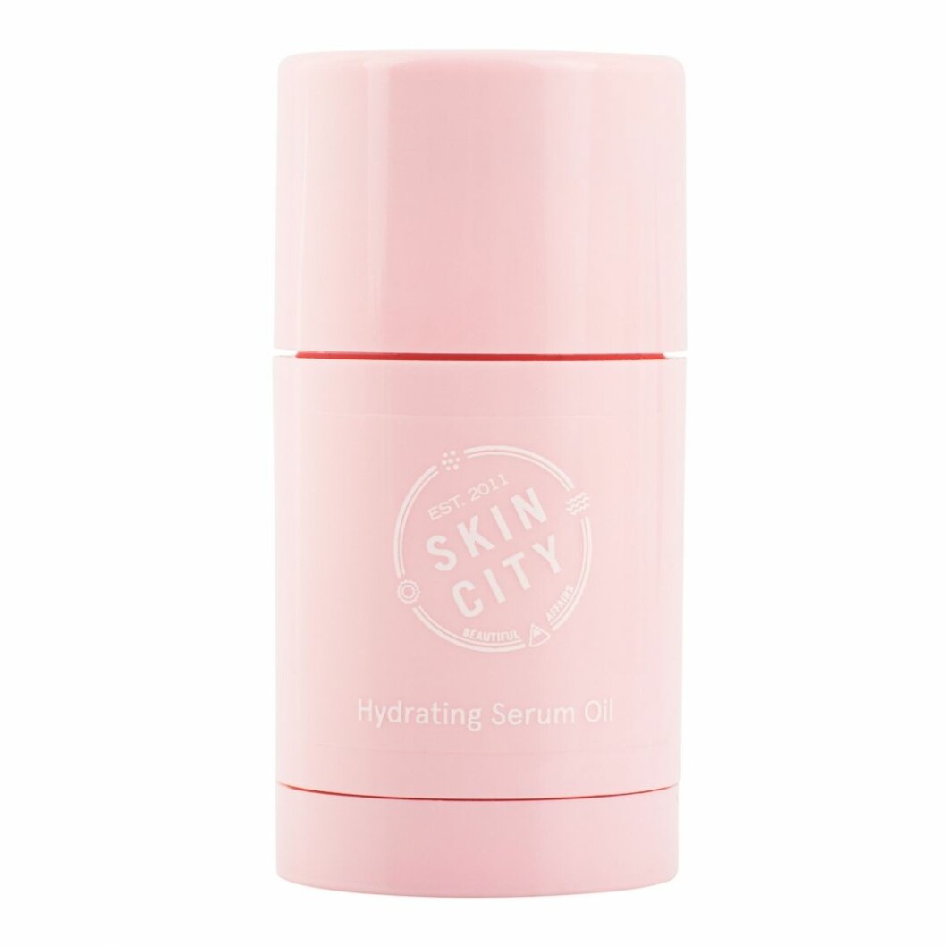 Hydrating serum oil från Skincity är smart och smidig i stickformat.