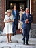 Camilla och Charles anländer till prins Louis dop