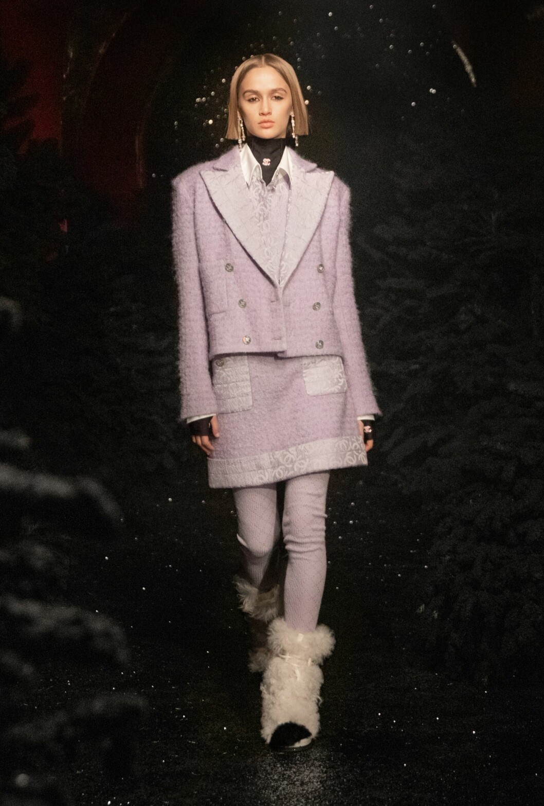Chanel AW21. Lila kavaj set