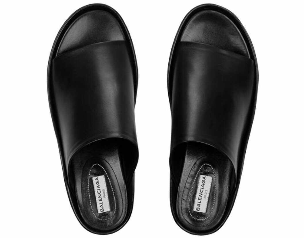 2. Slip in, 3664 kr, Balenciaga Net-a-porter.com