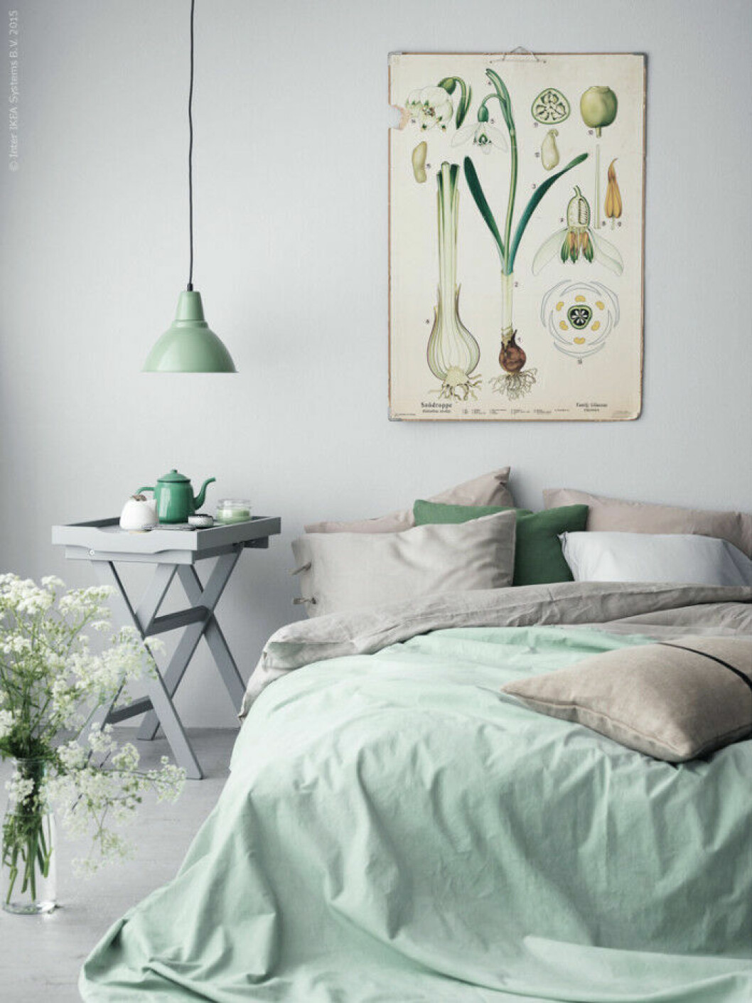 Via: <a href="http://www.poppytalk.com/2015/10/9-inspiring-ikea-styled-bedrooms.html" target="_blank" rel="noopener">Poppy Talk</a> Färgmatcha inredningen.