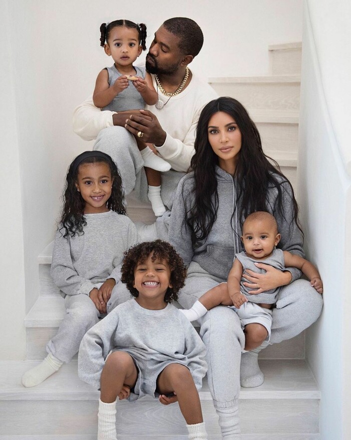 Familjen Kardashians julkort 2019