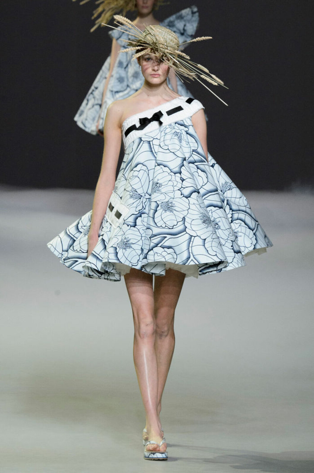 23 Viktor & Rolf HC RS15 1027