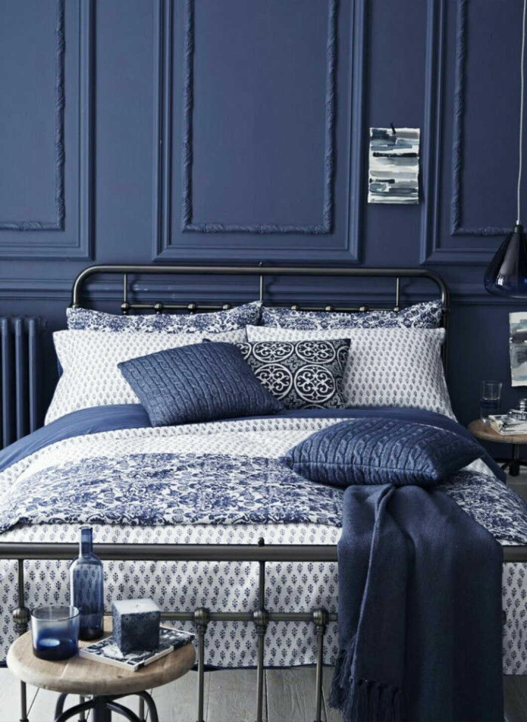 Via: <a href="http://www.madaboutthehouse.com/wp-content/uploads/2014/07/Indigo-Bedroom-e1404316887143.jpg" target="_blank" rel="noopener">Mad About The House</a> 25. farg