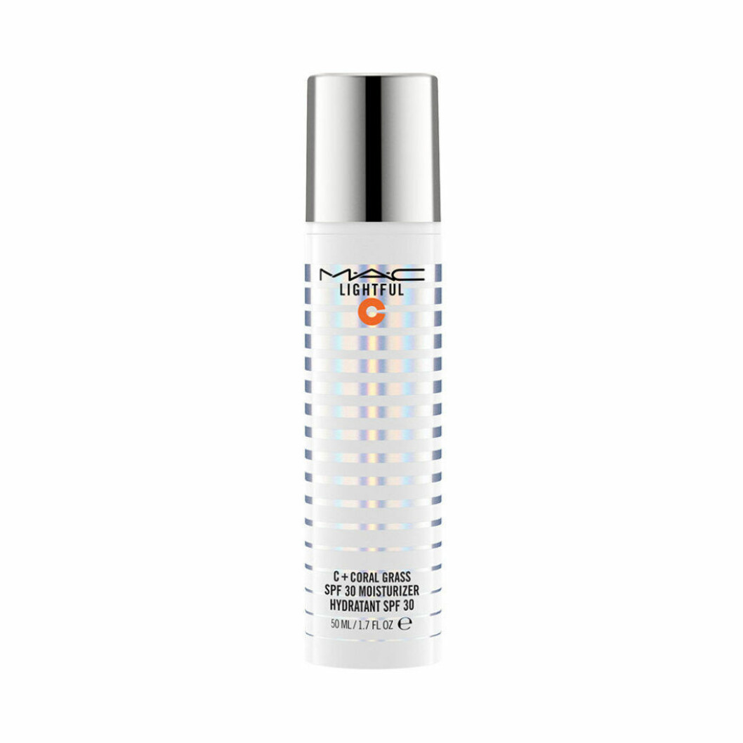 Macs <em>C+ Coral Grass Spf 30</em> ger både lyster och UV-skydd. Macs C+ Coral Grass Spf 30