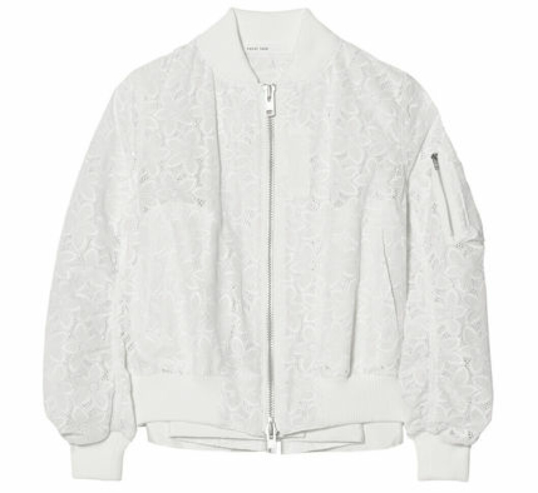 3. Jacka, 9479 kr, Sacai Net-a-porter.com
