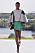 Louis Vuitton womens cruise show 2022 grön kjol