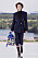 Louis Vuitton womens cruise show 2022 marinblå kostym
