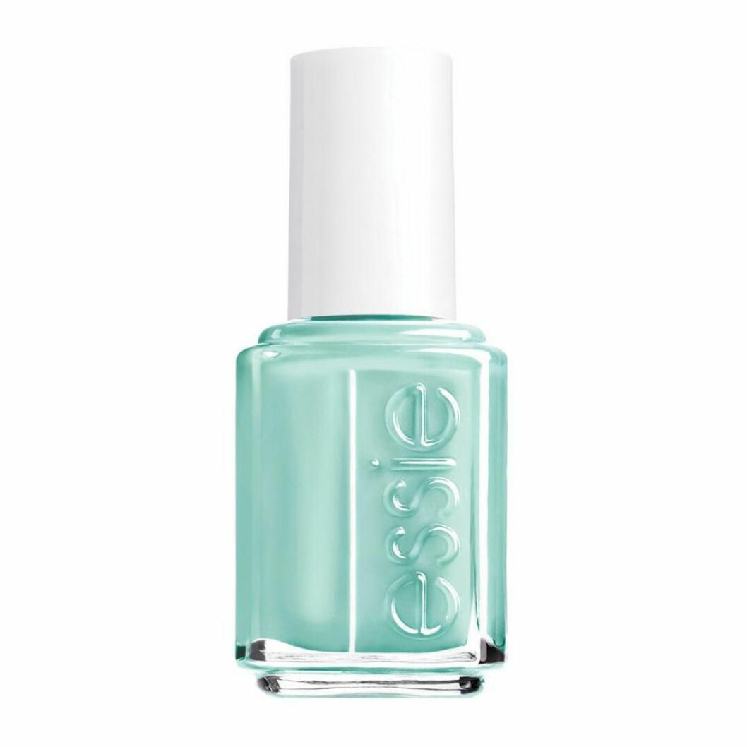 ESSIE nail lacquer, <em>99 MINT CANDY APPLE</em>, <a href="https://apprl.com/p/4X55/" target="_blank" rel="noopener">läs mer och köp här.</a>