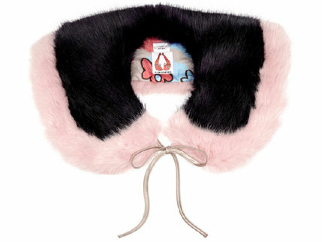 6. Krage, 1843 kr, Shrimps Net-a-porter.com