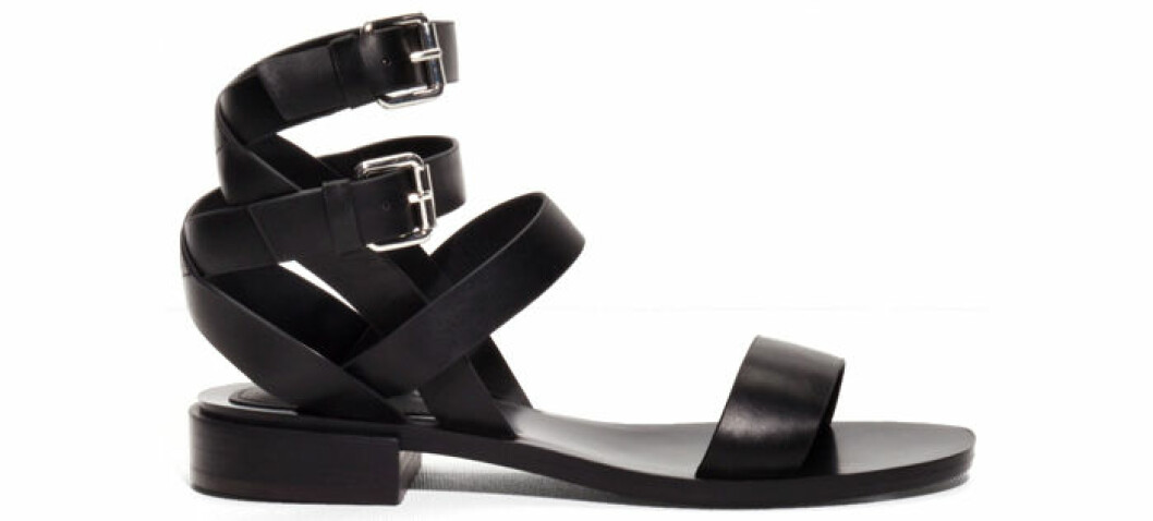 8. Sandal, 950 kr, & other stories