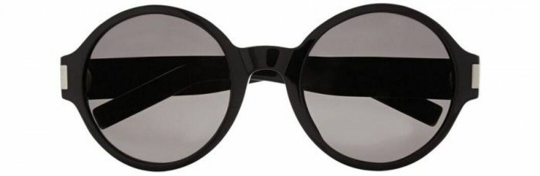 8. Solglasögon, 2340 kr, Saint Laurent Net-a-porter.com