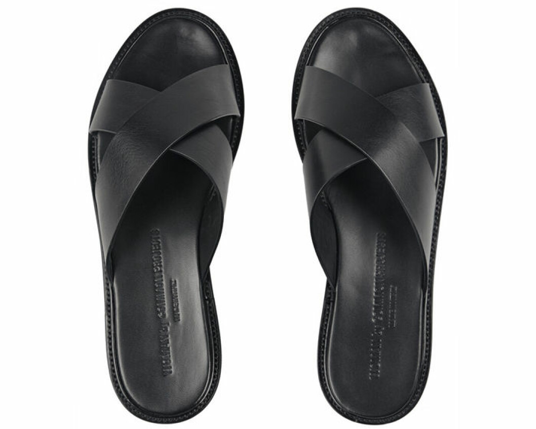9. Slip in, 3014 kr, Common Projects Net-a-porter.com