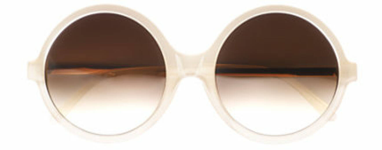 9. Solglasögon, 1 800 kr, Filippa K