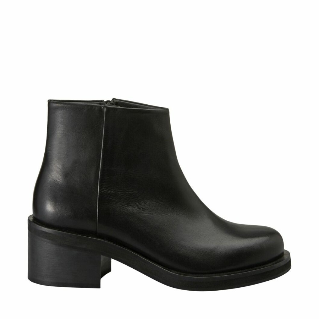 Svarta boots med klack från Minimarket.