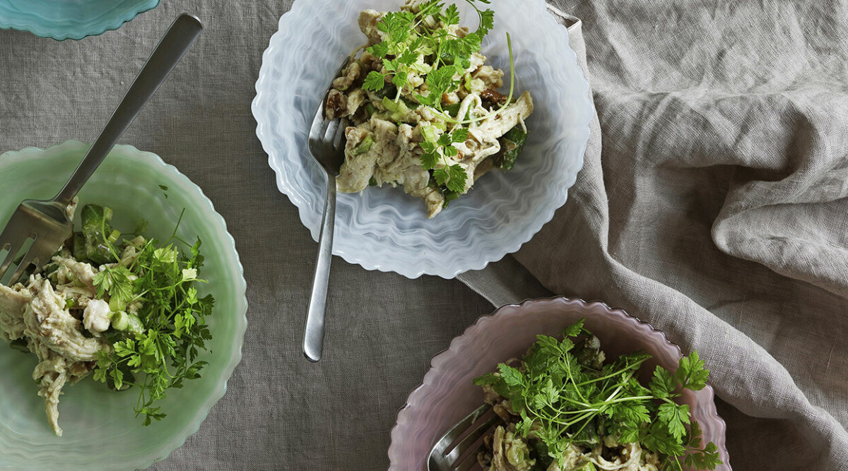 Kycklingsallad med valnötsvinägrett