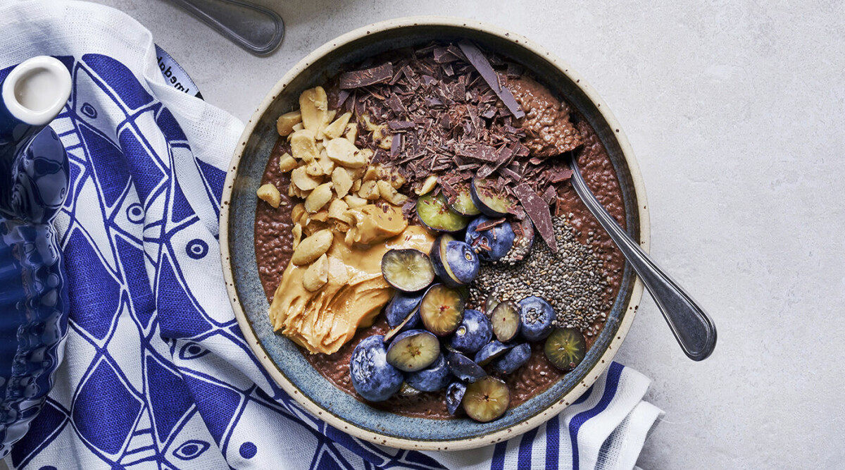 Frukostbowl med choklad och jordnötssmör