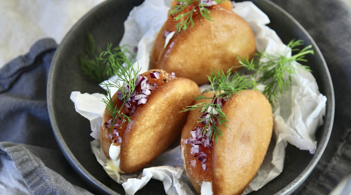 Friterade bao buns med löjrom