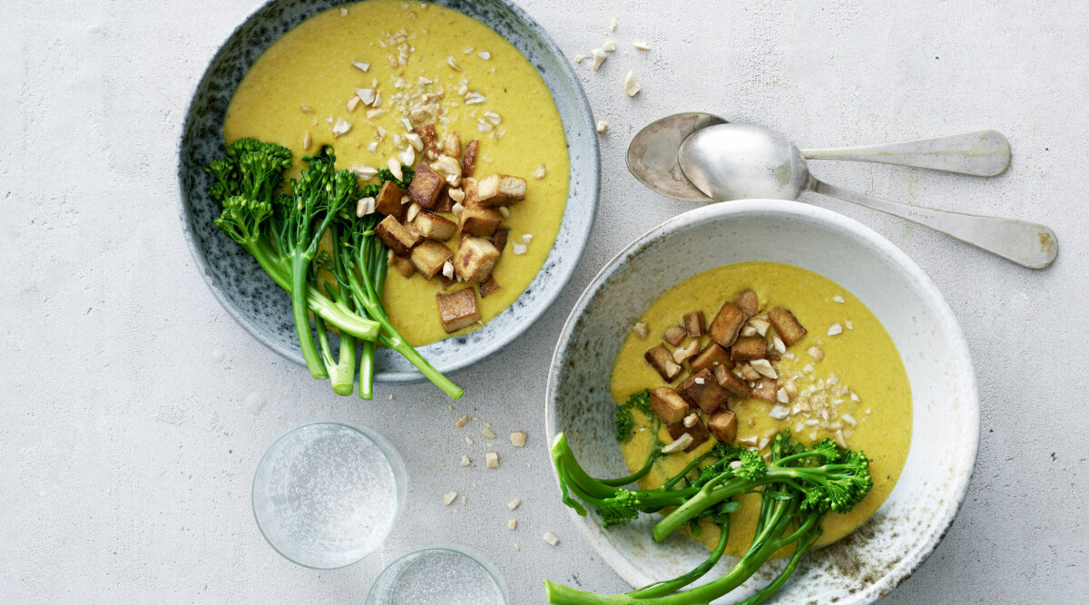Krämig currysoppa med rostad tofu